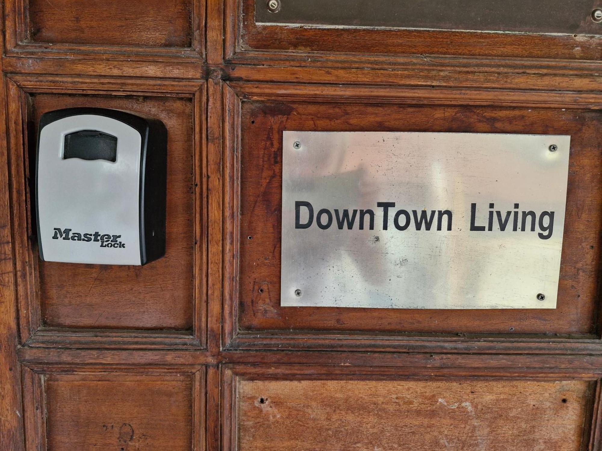 Downtown Living By 'Flats Nicosia' Apartment Luaran gambar